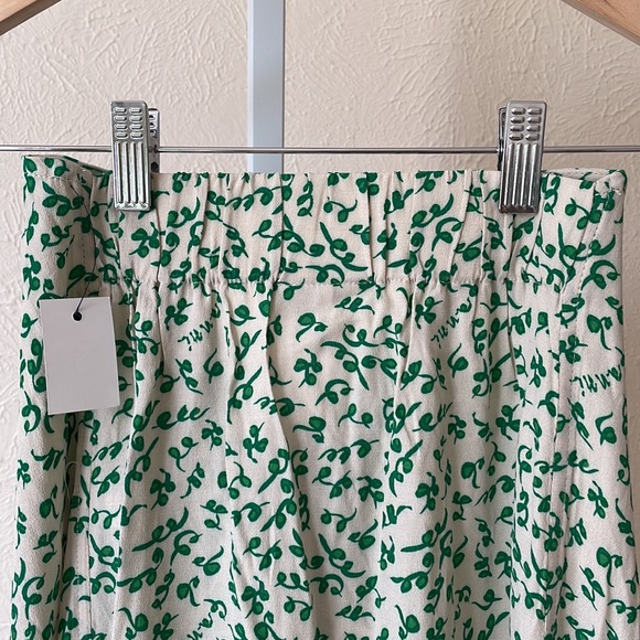 NWT Ganni ditsy floral front tie viscose skirt. Sz 2 - Picture 10 of 15